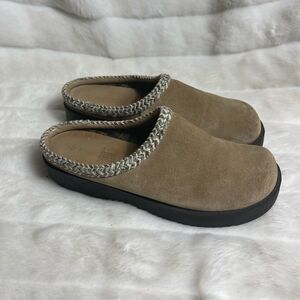 Predictions leather collection khaki Mules slip on rubber soles size 10